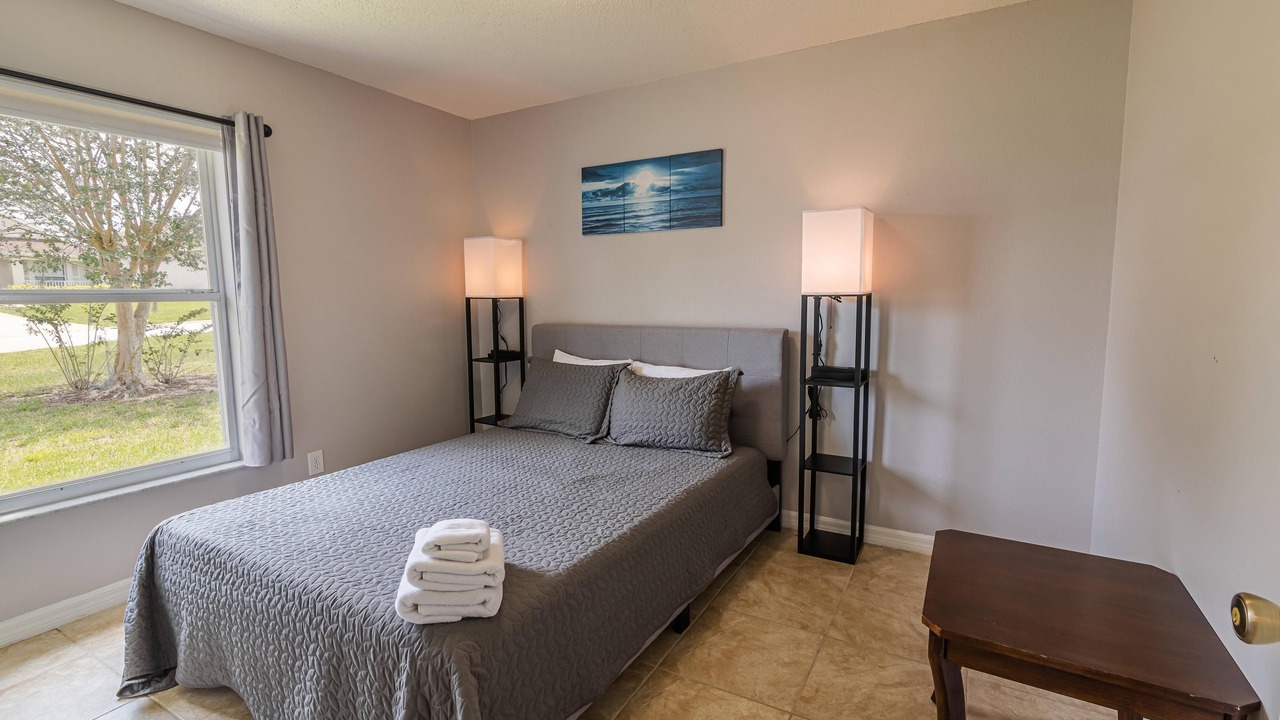 Photo of Bedroom in Florida Pines