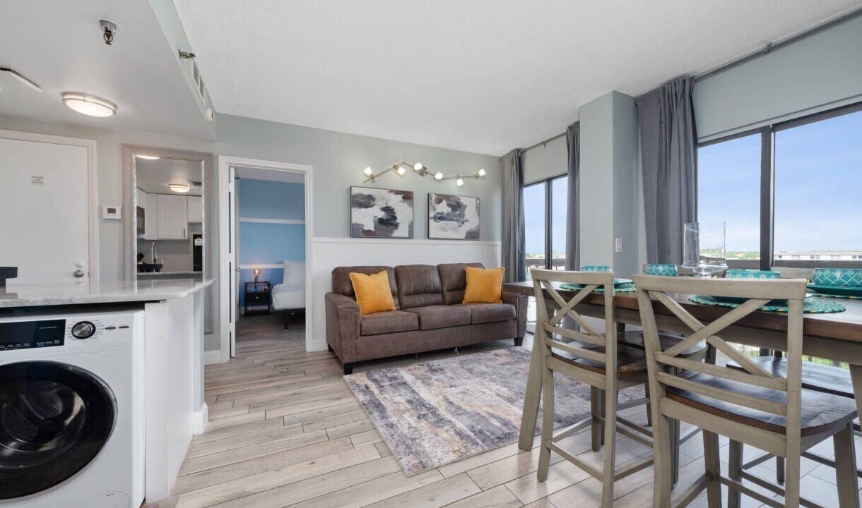 Photo of Bedroom in Florida Center