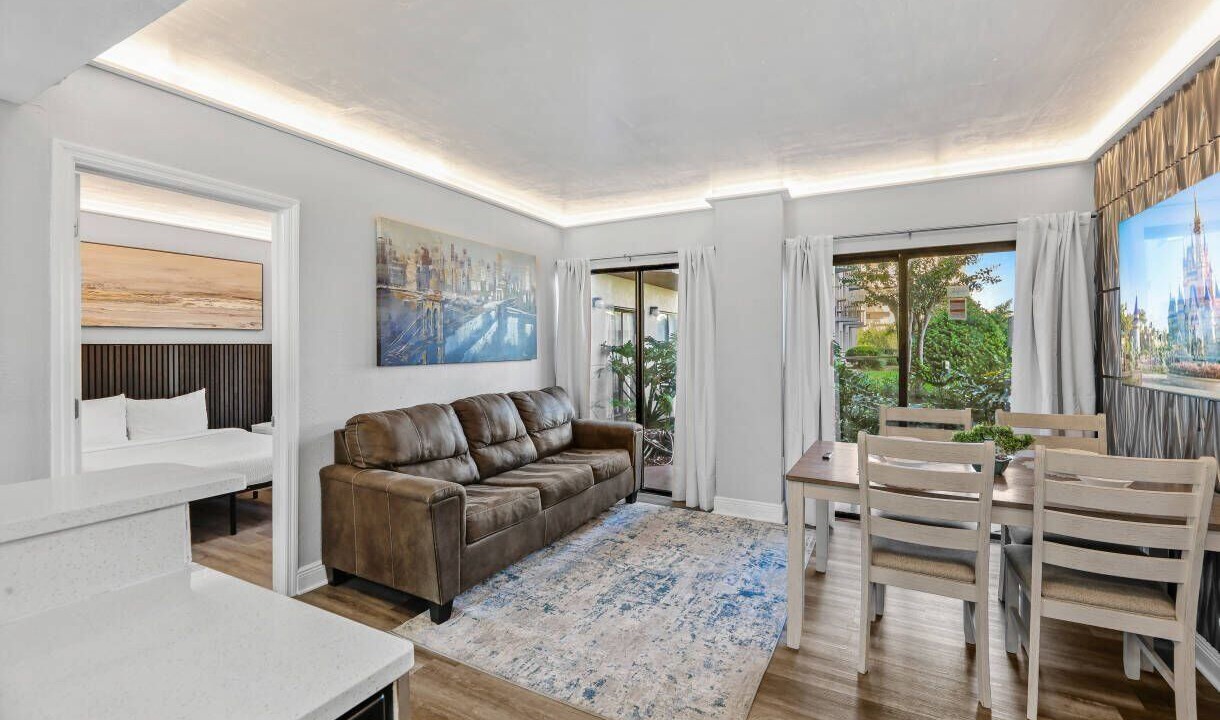 Photo of Bedroom in Florida Center