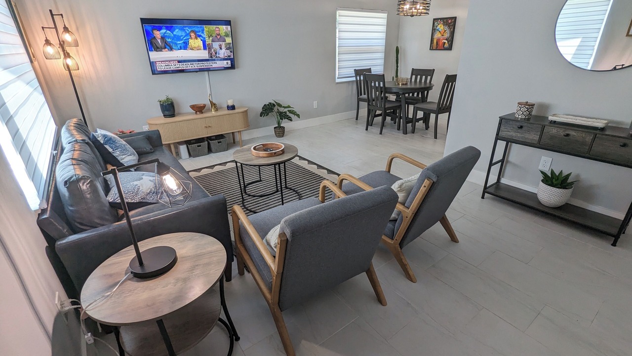 Photo of Livingroom in College Park
