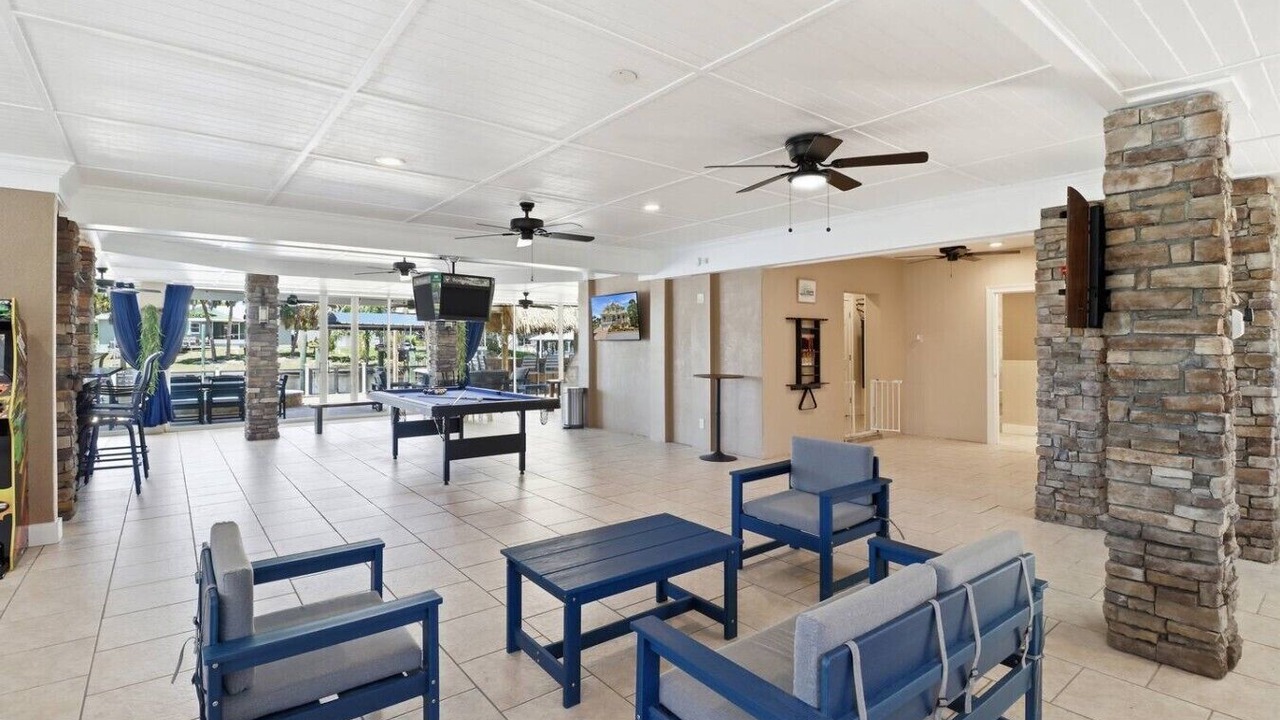 Photo of Bedroom in Dixie Shores