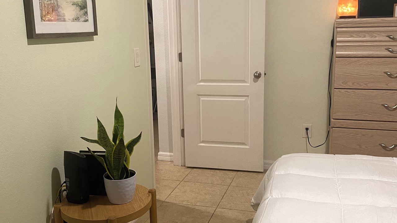 Photo of Bedroom in Brooksville