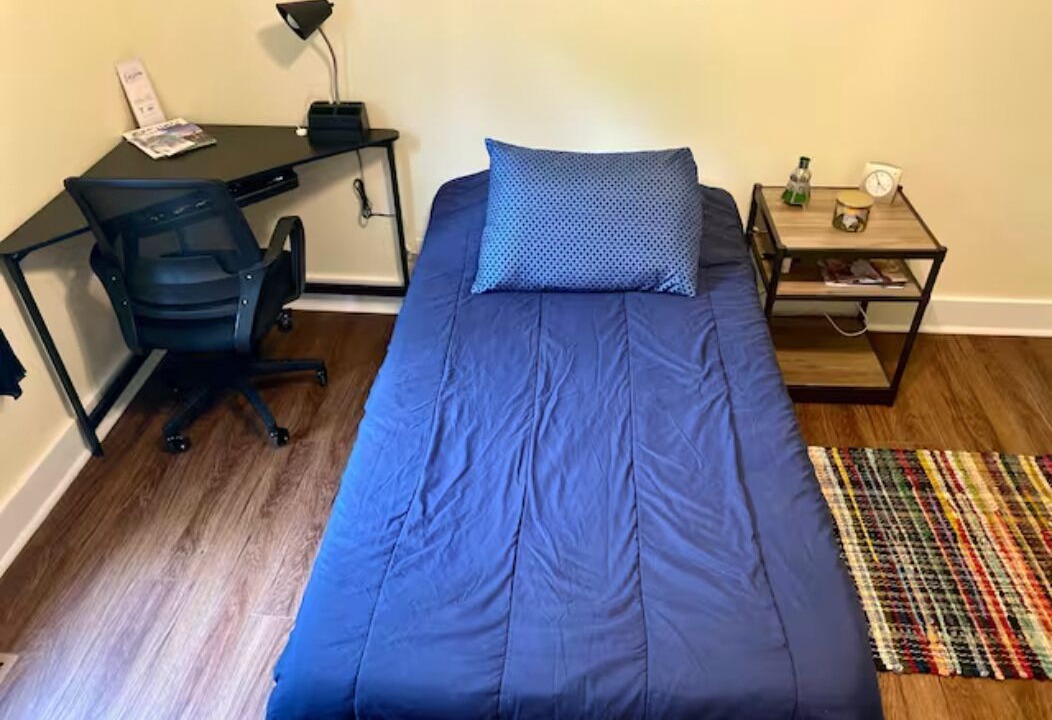 Photo of Bedroom in Toccoa