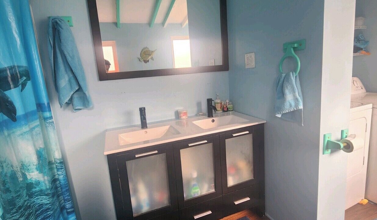 Photo of Bathroom in Toccoa