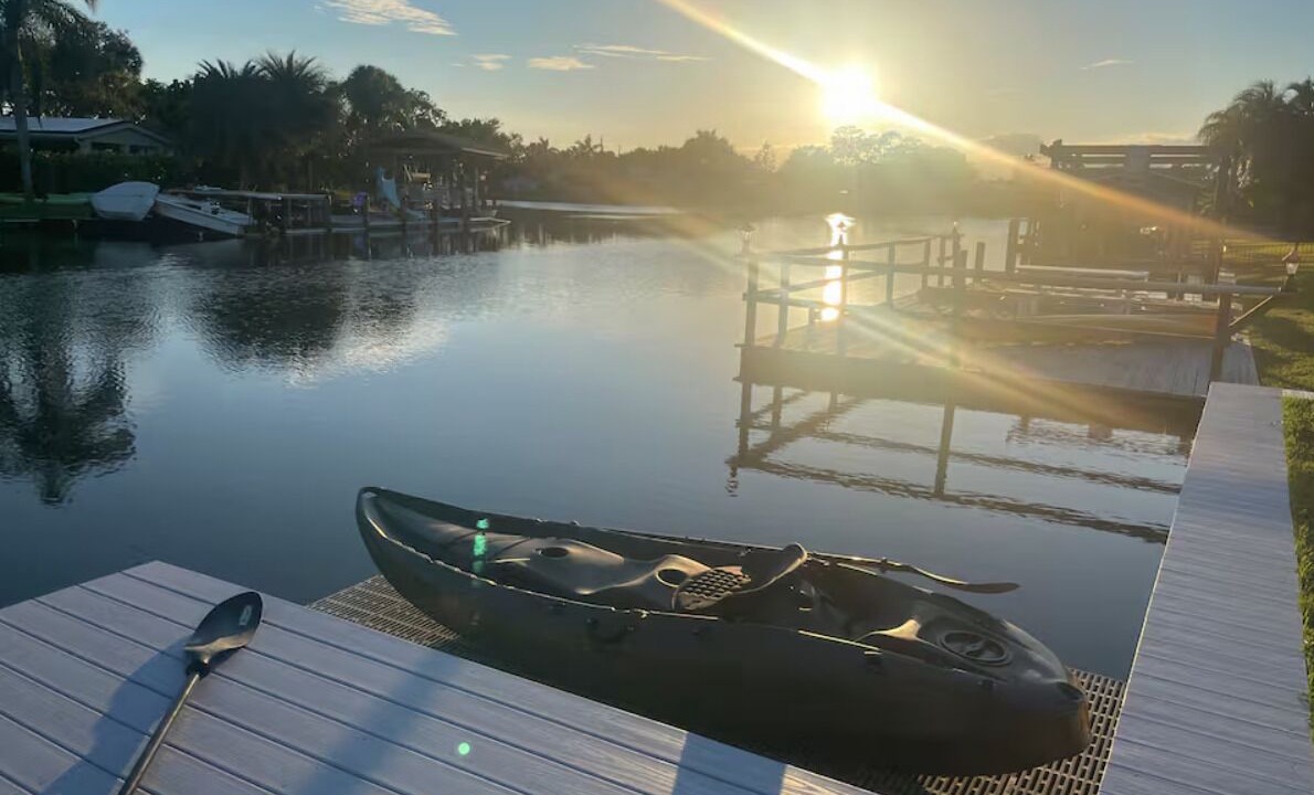 Photo of Others in Cocoa Isles