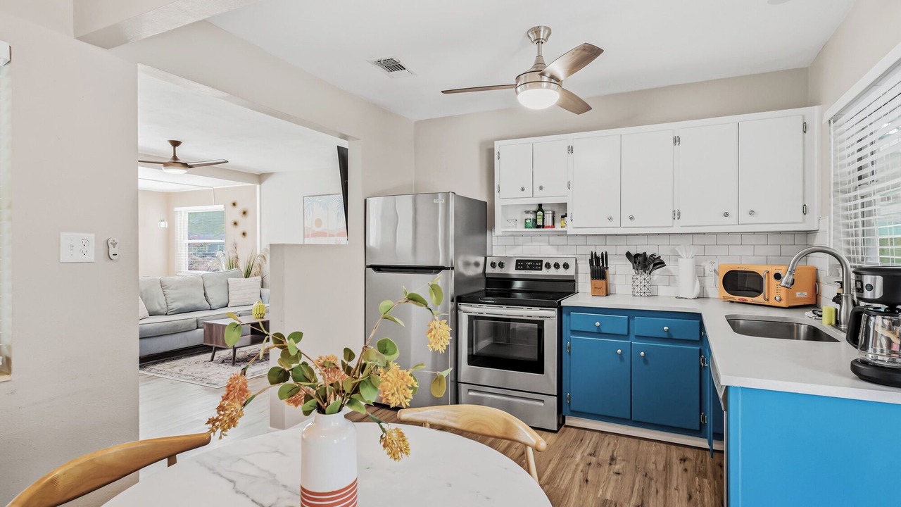 Photo of Kitchen in South Pinellas Community Council
