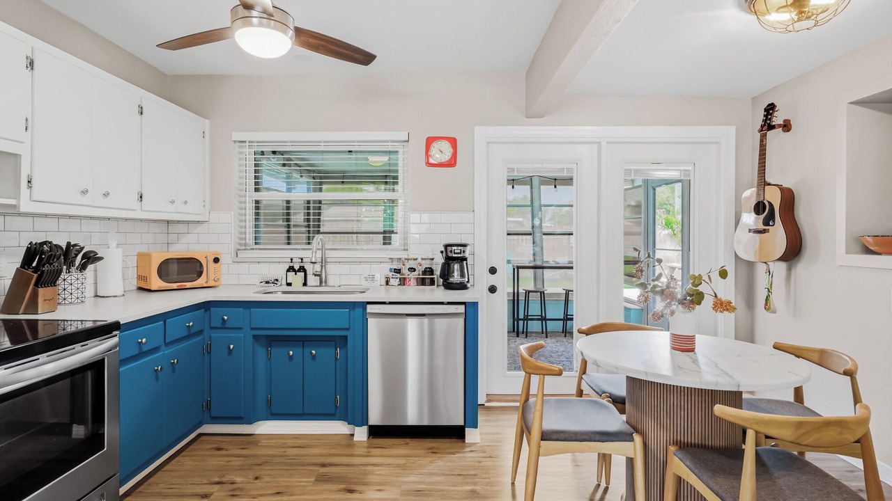 Photo of Kitchen in South Pinellas Community Council