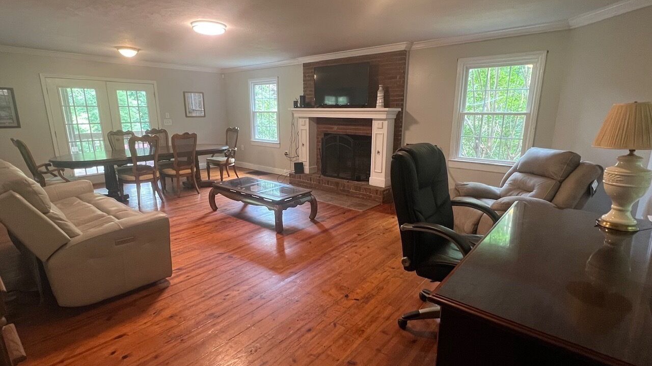 Photo of Livingroom in Easley
