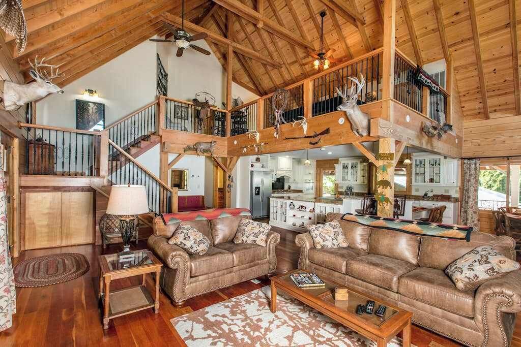 Photo of Livingroom in Rutherfordton