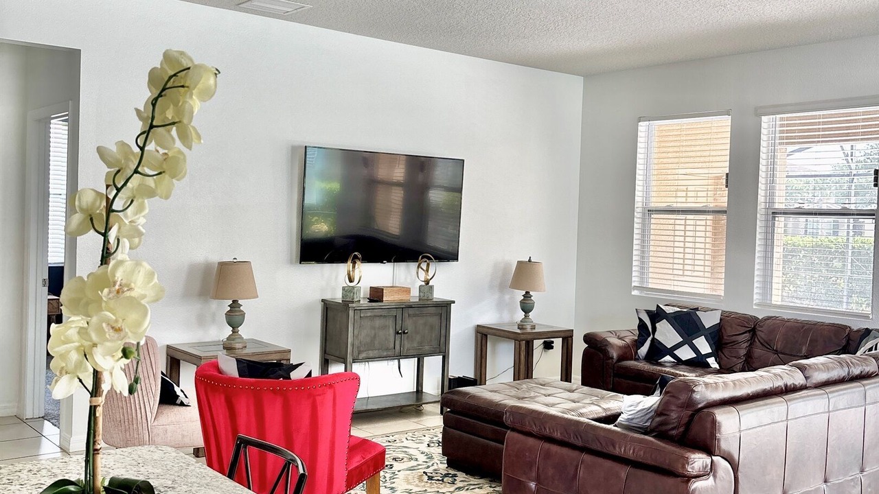 Photo of Livingroom in Loughman
