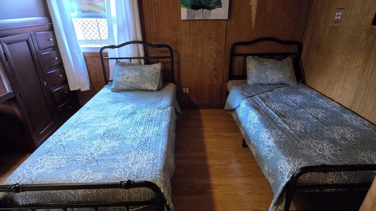 Photo of Bedroom in Chassahowitzka