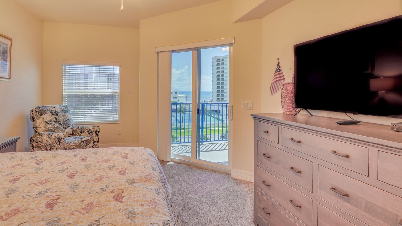 Photo of Bedroom in New Smyrna Beach