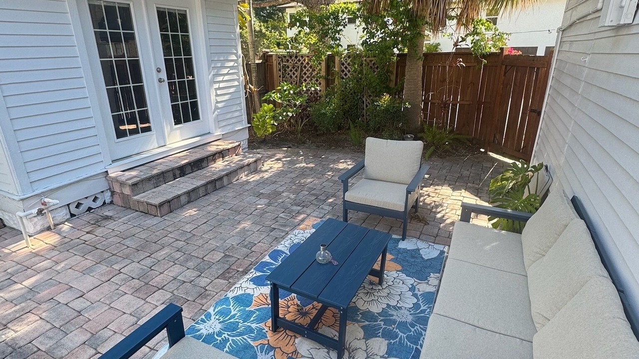 Photo of Patio Balcony in Historic Old Northeast