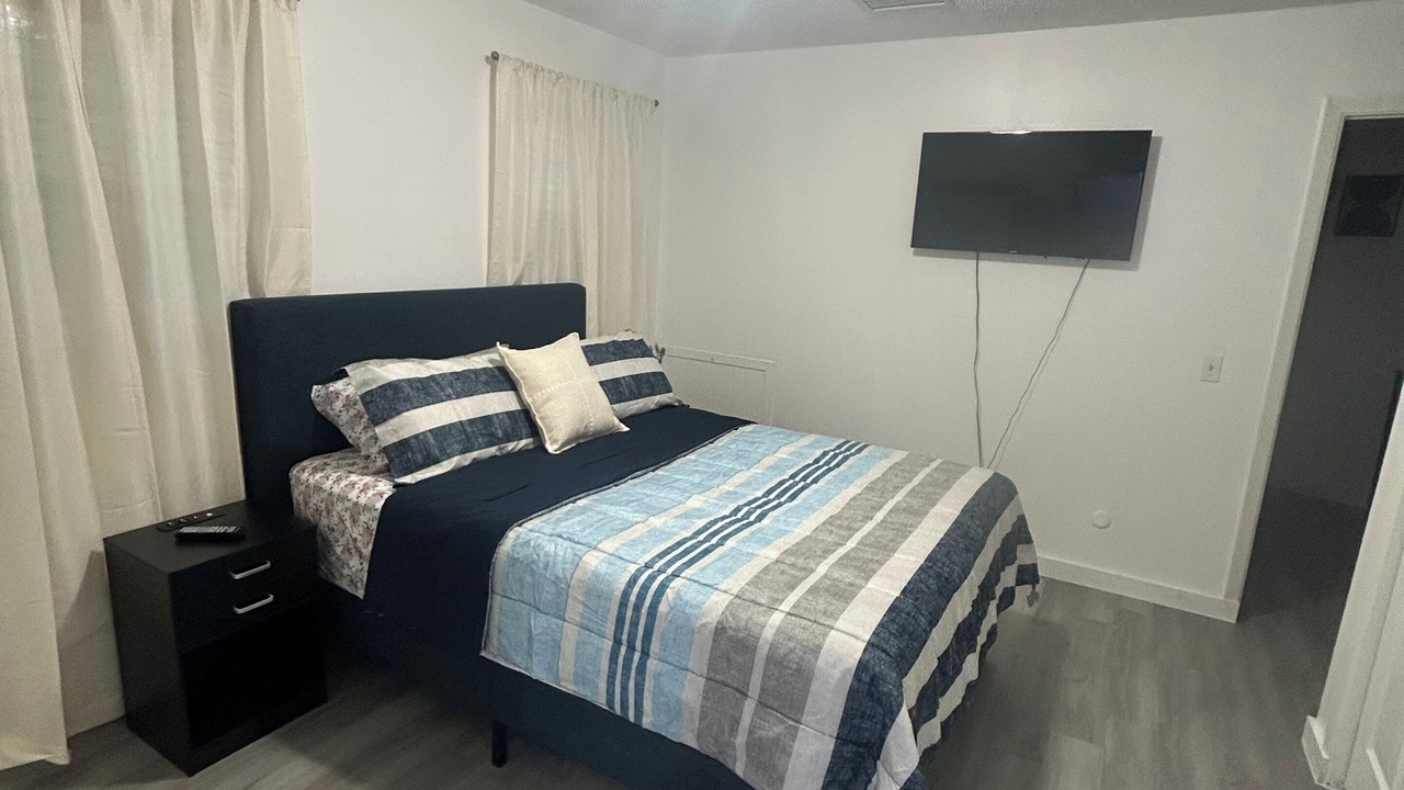 Photo of Bedroom in Limona Improvement