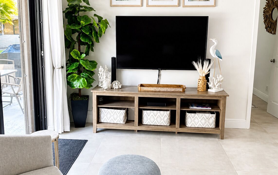 Photo of Livingroom in Hunt Club