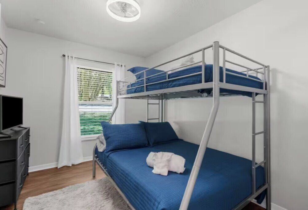 Photo of Bedroom in Brooksville