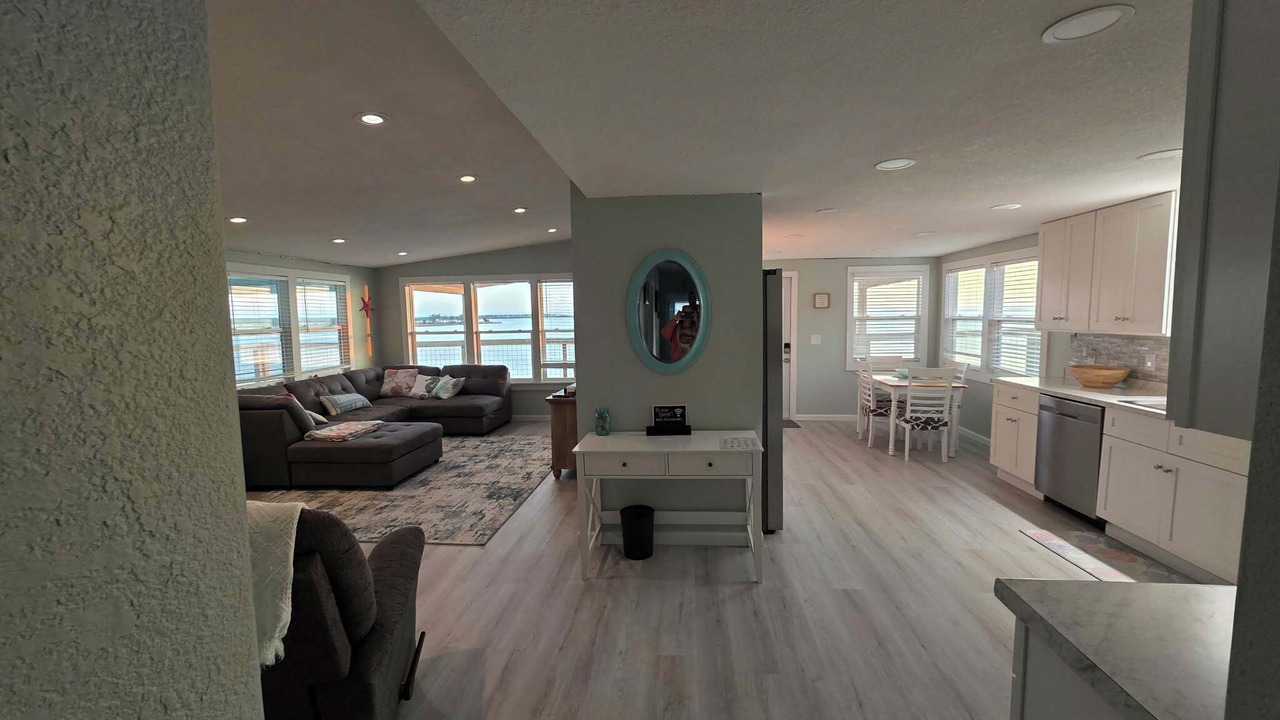 Photo of Livingroom in Salem