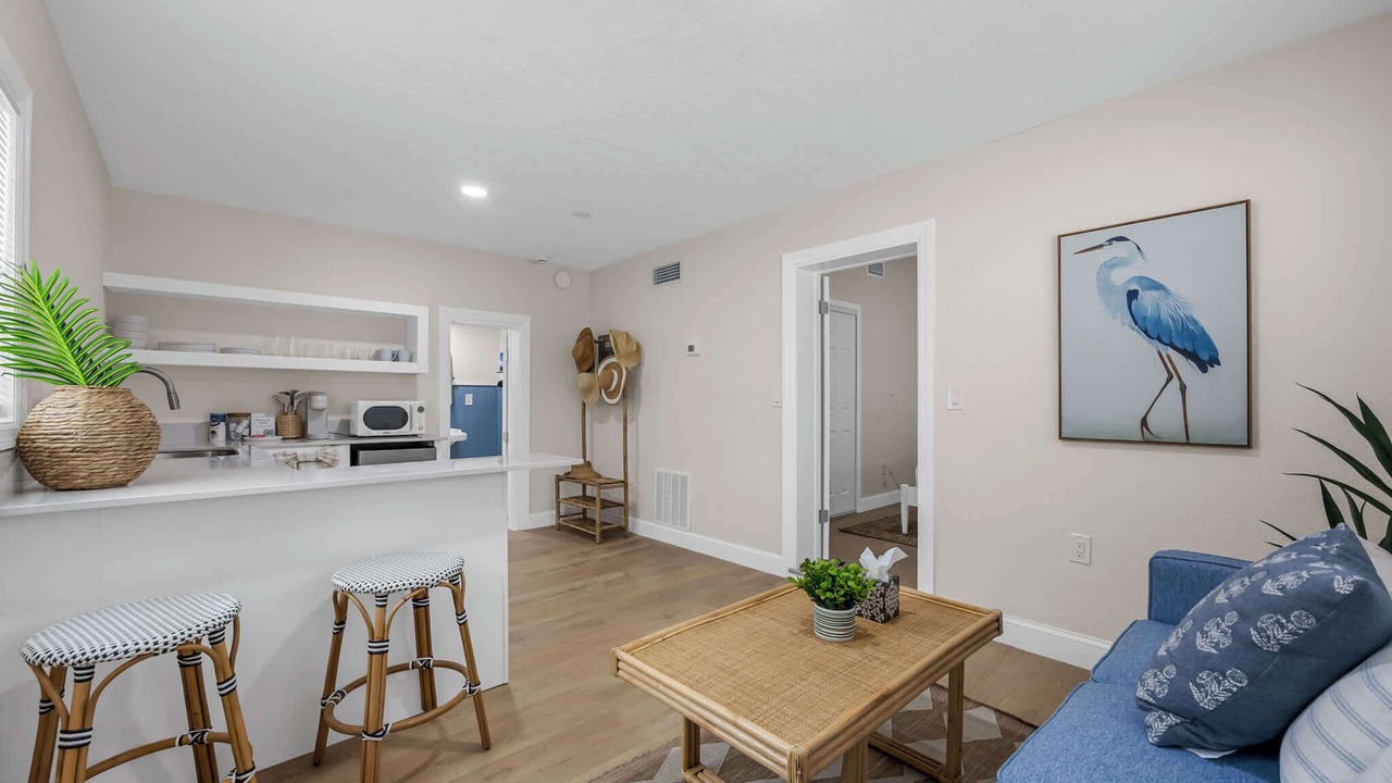 Photo of Livingroom in Parsuns To Cocoa Beach