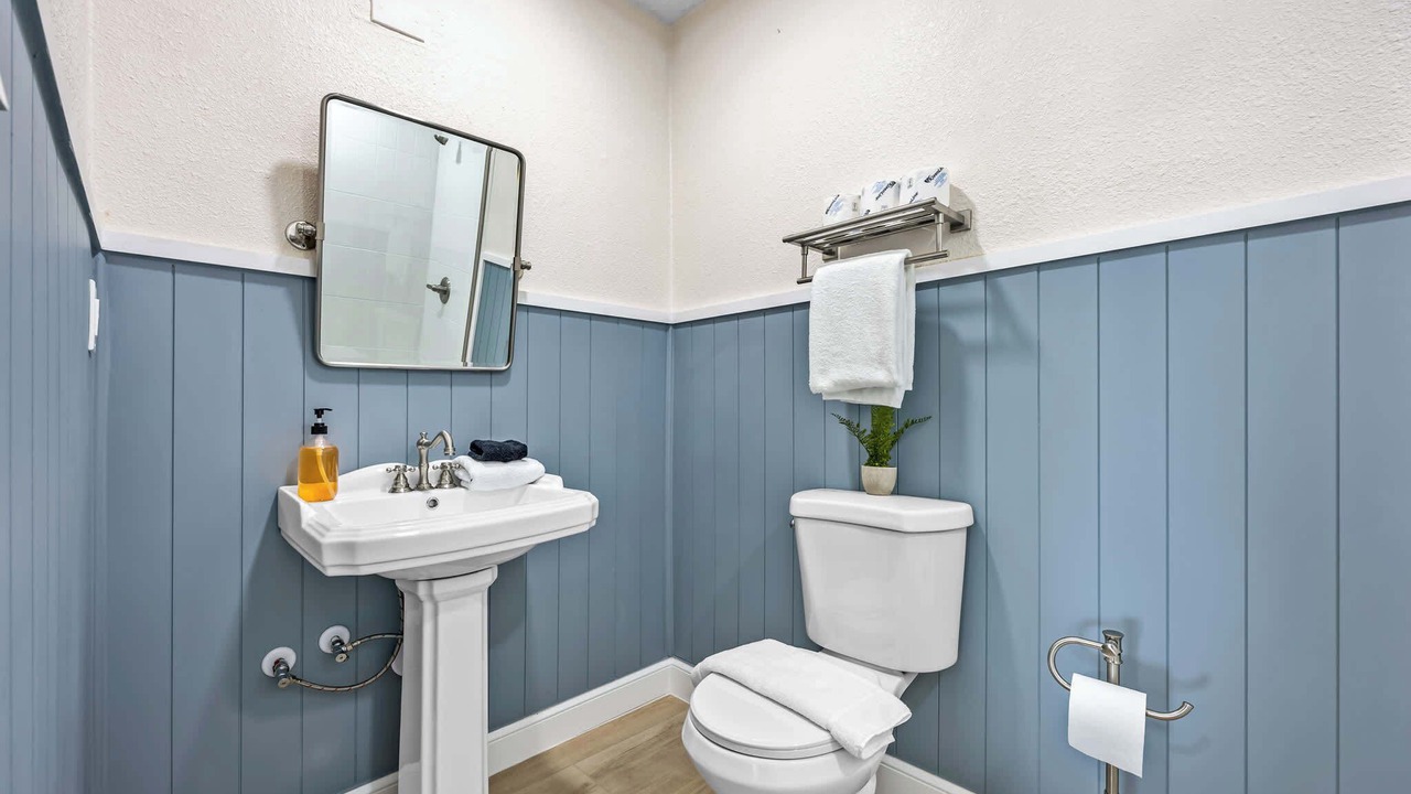 Photo of Bathroom in Parsuns To Cocoa Beach