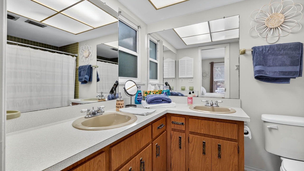 Photo of Bathroom in Historic Old Northeast