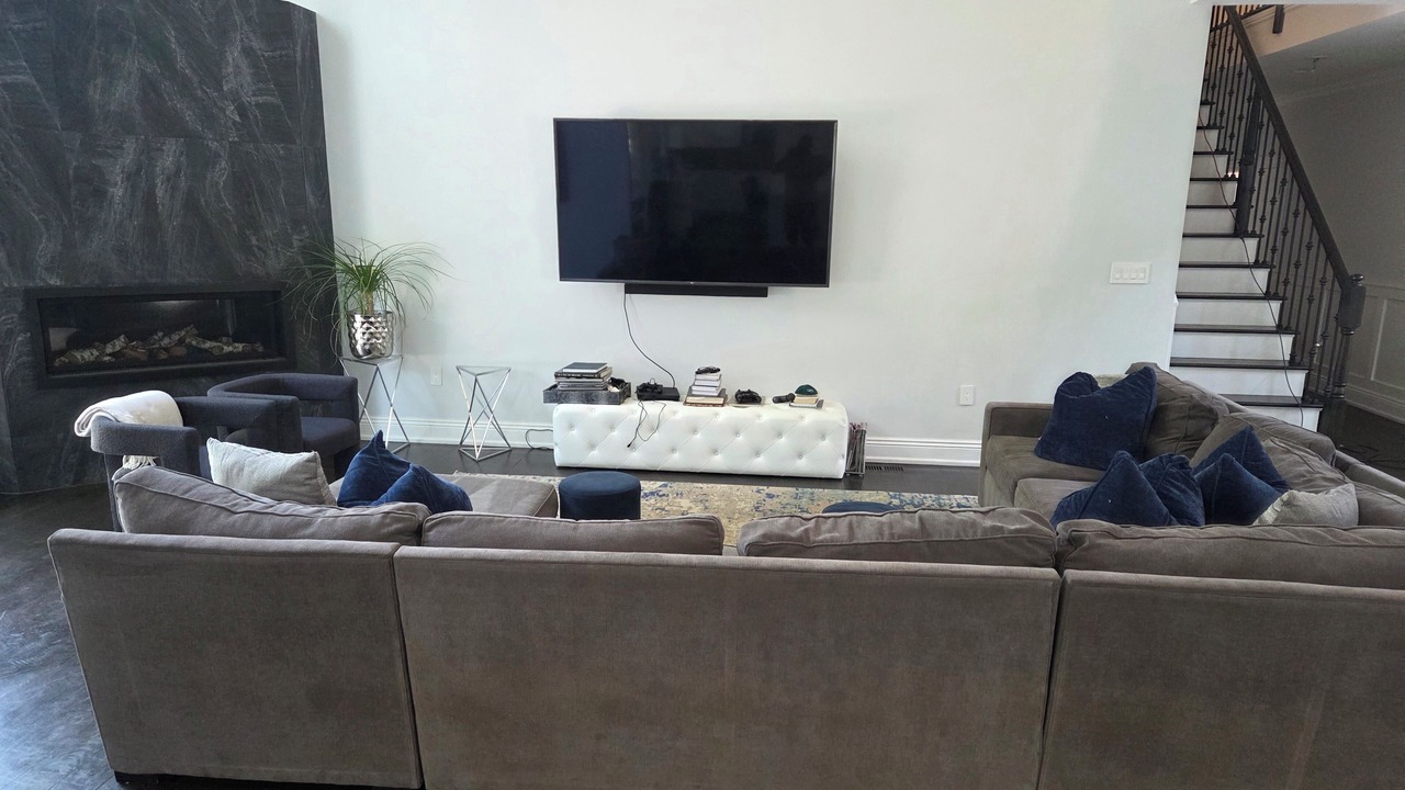 Photo of Livingroom in Livingston