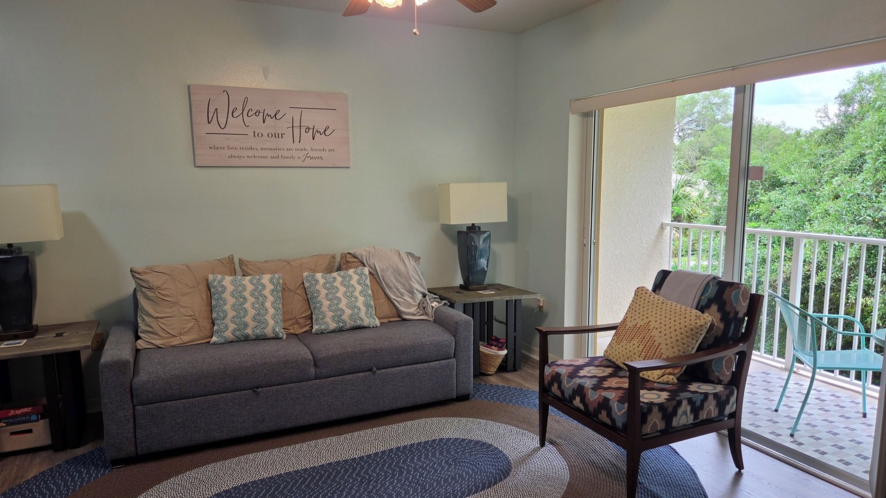 Photo of Livingroom in Holly Hill