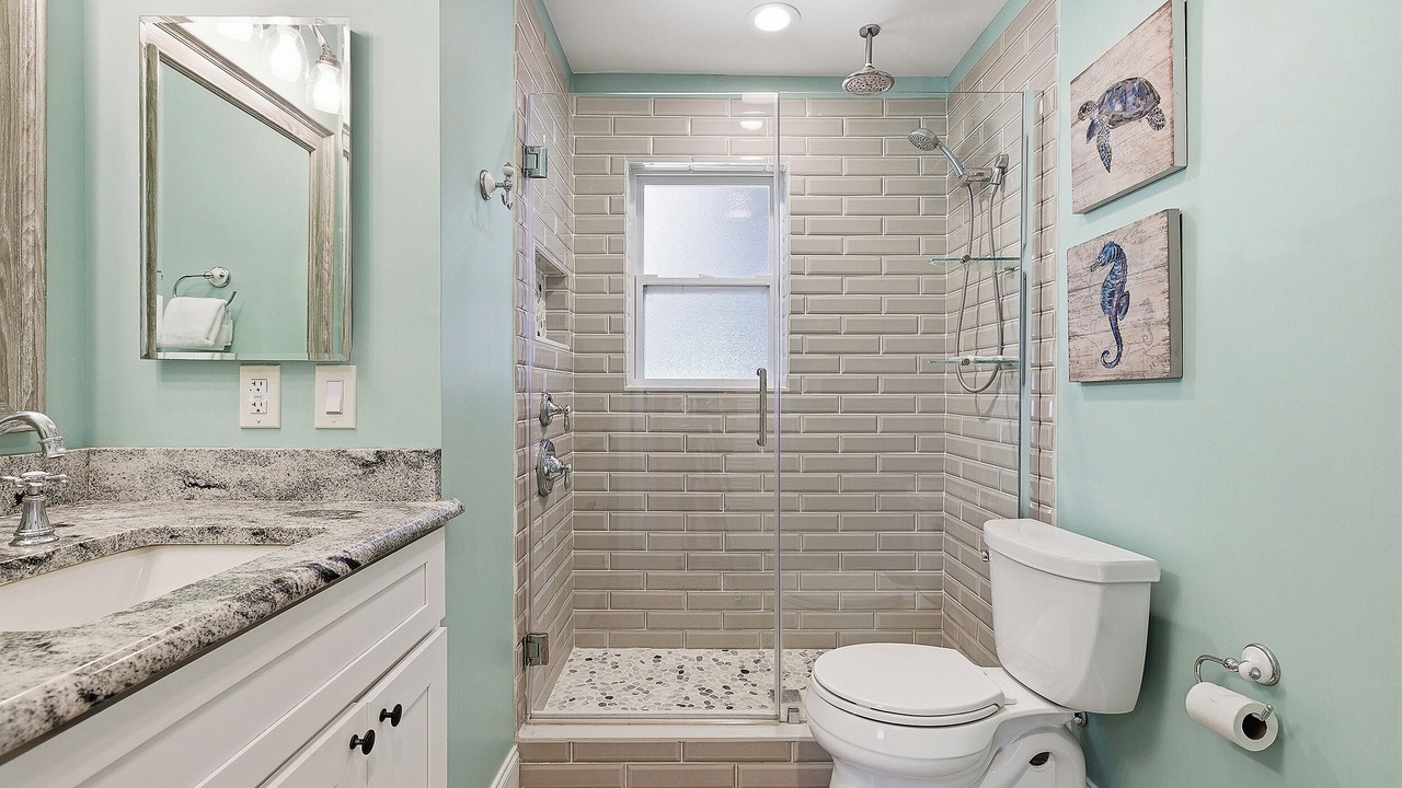 Photo of Bathroom in New Smyrna Beach