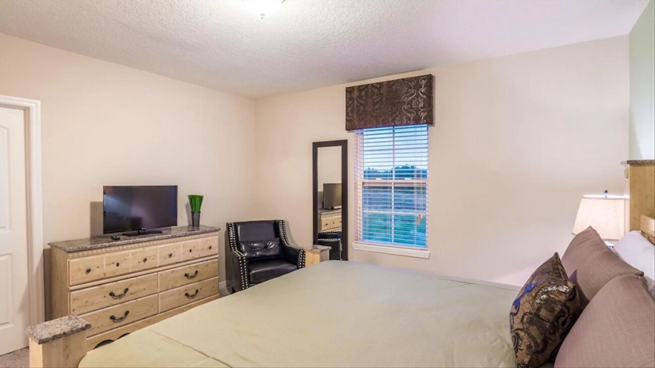 Photo of Bedroom in Loughman