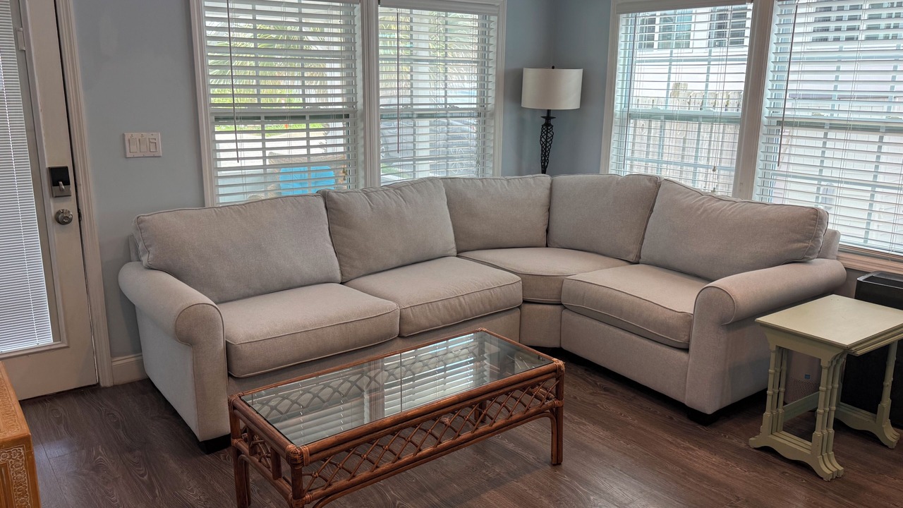 Photo of Livingroom in Jacksonville Beach