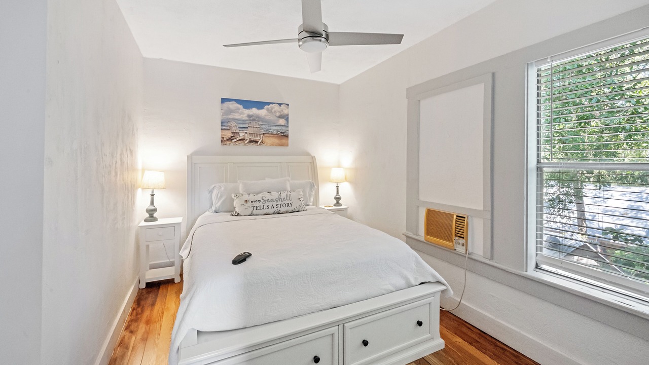 Photo of Bedroom in Tarpon Springs