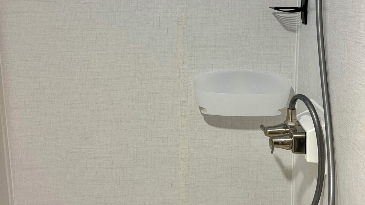 Photo of Bathroom in Fairvilla
