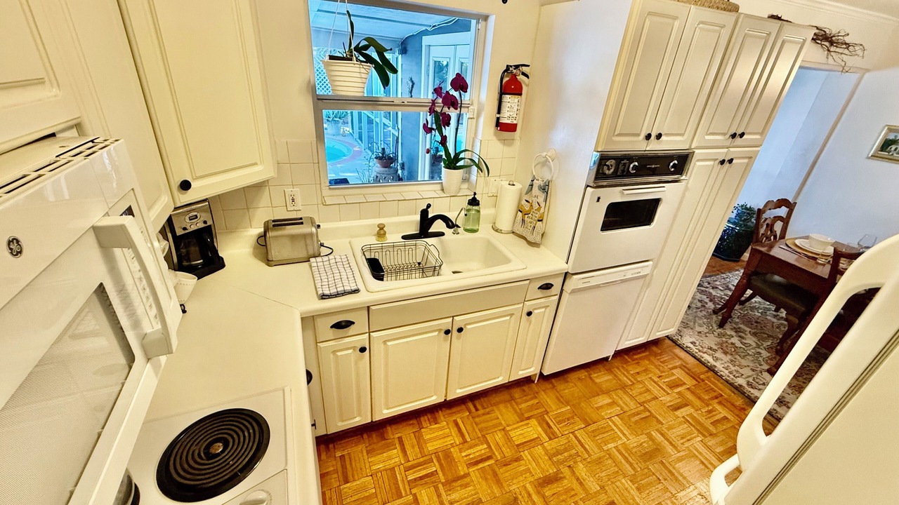 Photo of Kitchen in Arlington Park