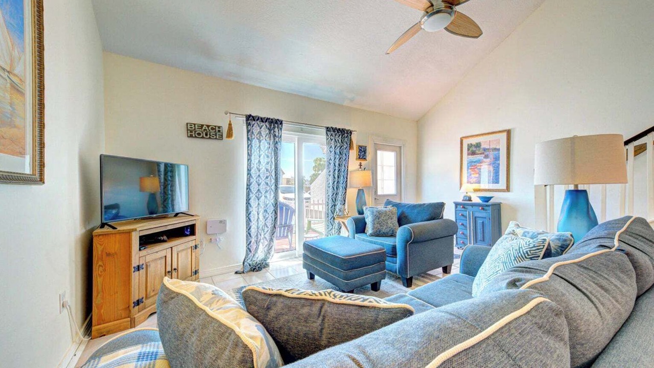 Photo of Livingroom in Tyler Gardens