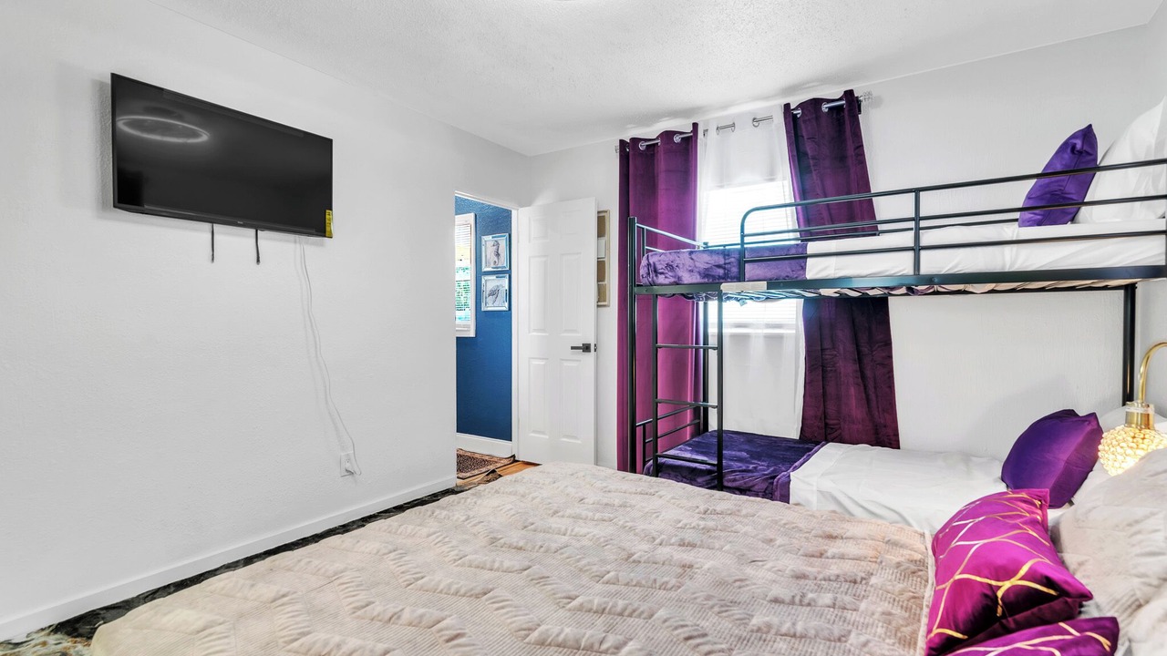 Photo of Bedroom in Seminole