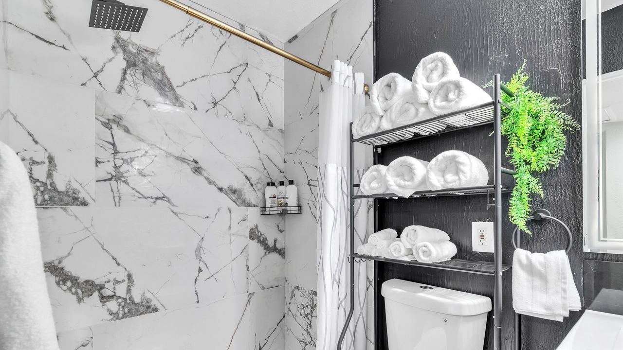 Photo of Bathroom in Seminole