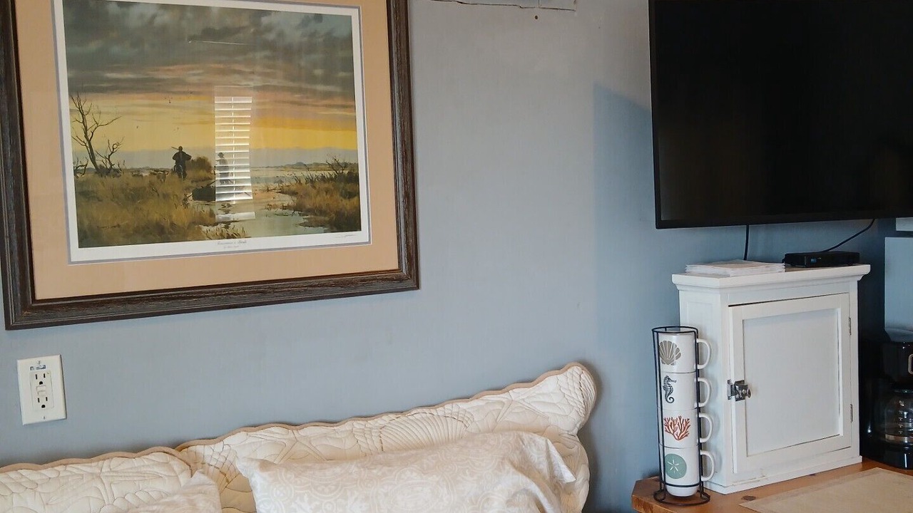 Photo of Bedroom in Salem