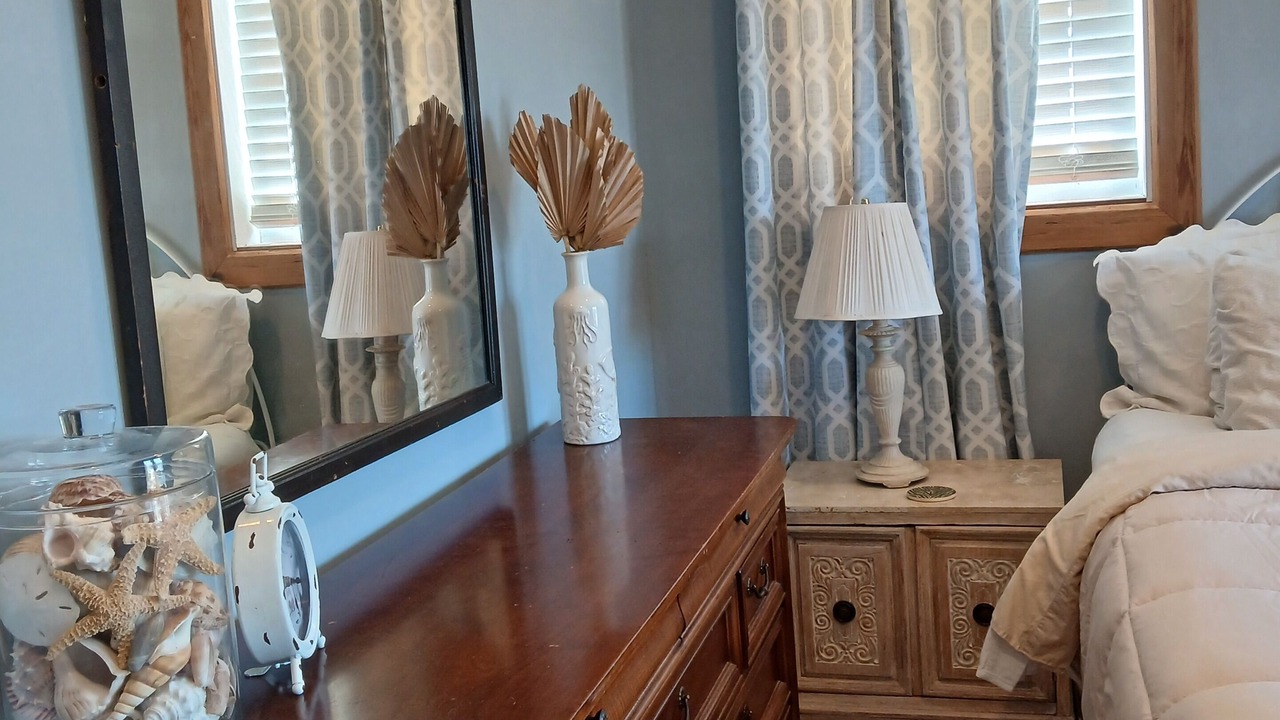 Photo of Bedroom in Salem