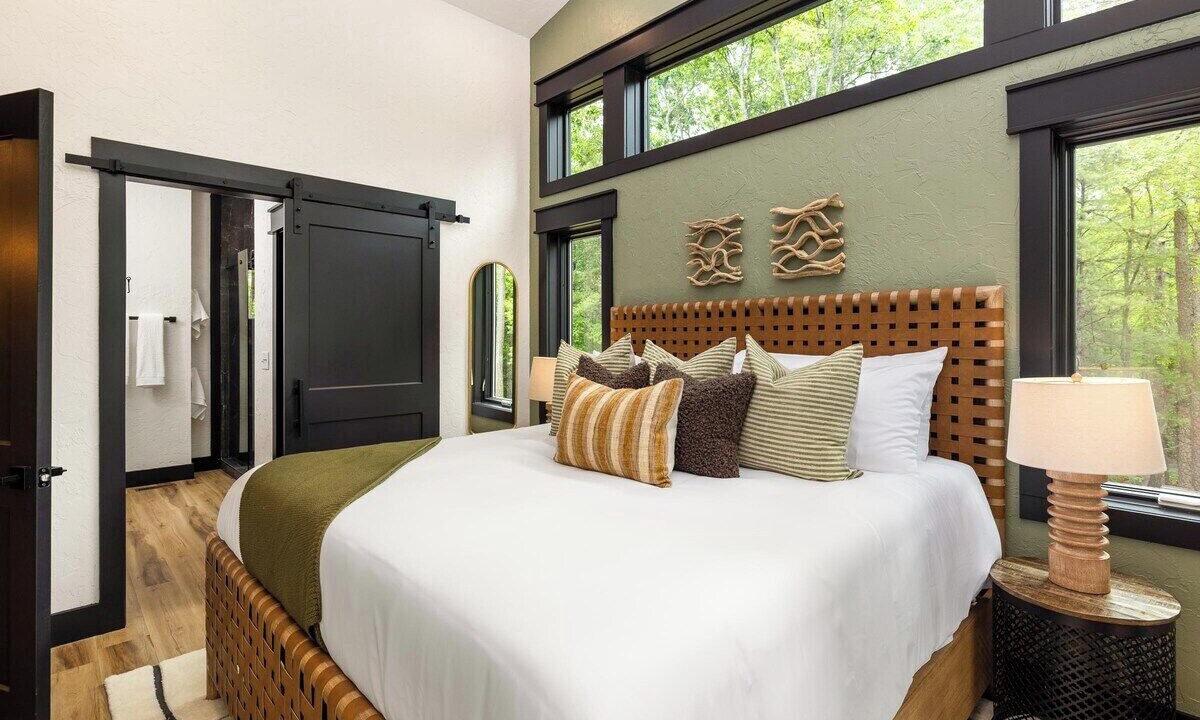 Photo of Bedroom in Mineral Bluff