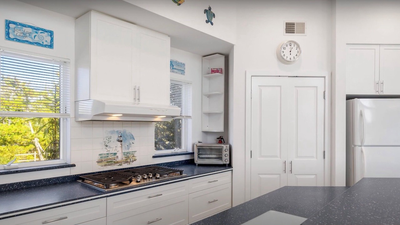 Photo of Kitchen in Loveladies