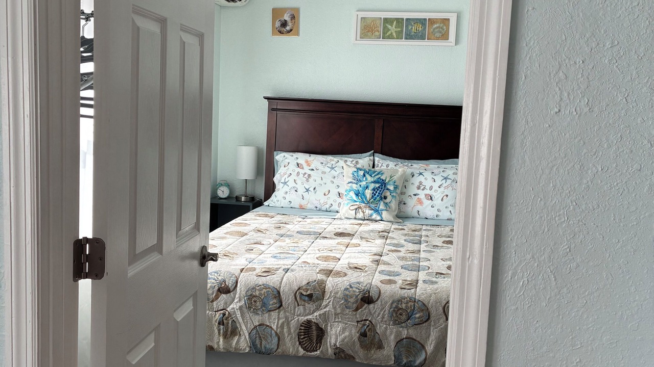 Photo of Bedroom in Madeira Beach