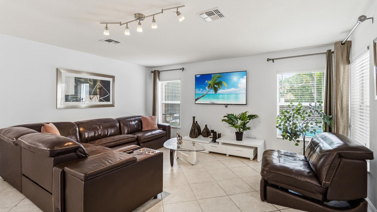 Photo of Bedroom in Veranda Palms
