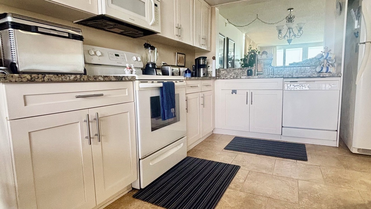 Photo of Kitchen in Redington Shores