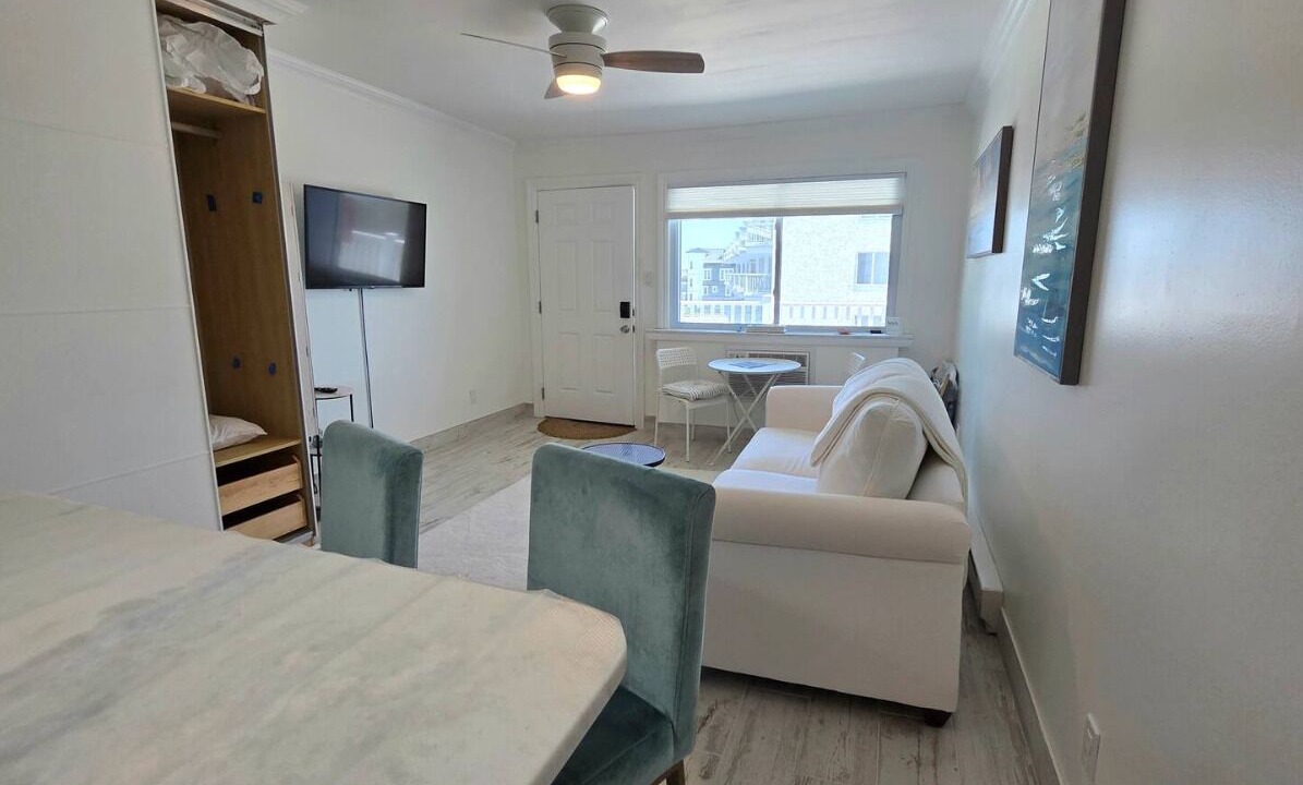Photo of Livingroom in Brigantine