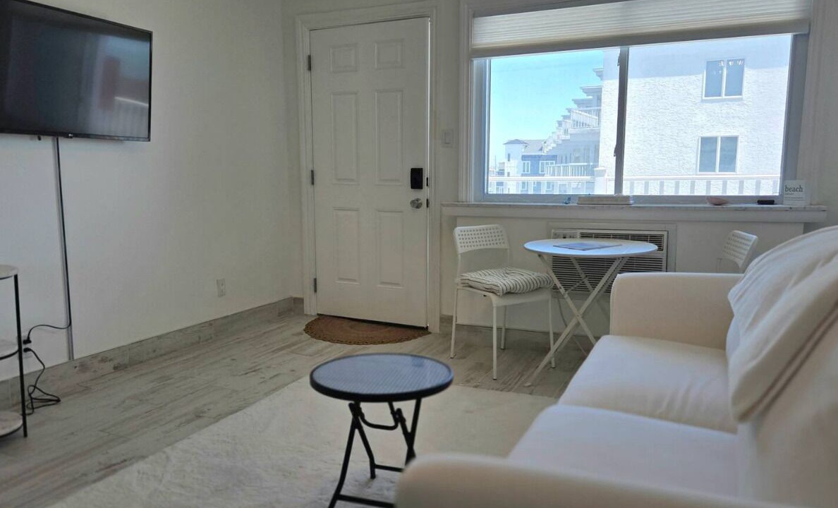 Photo of Livingroom in Brigantine