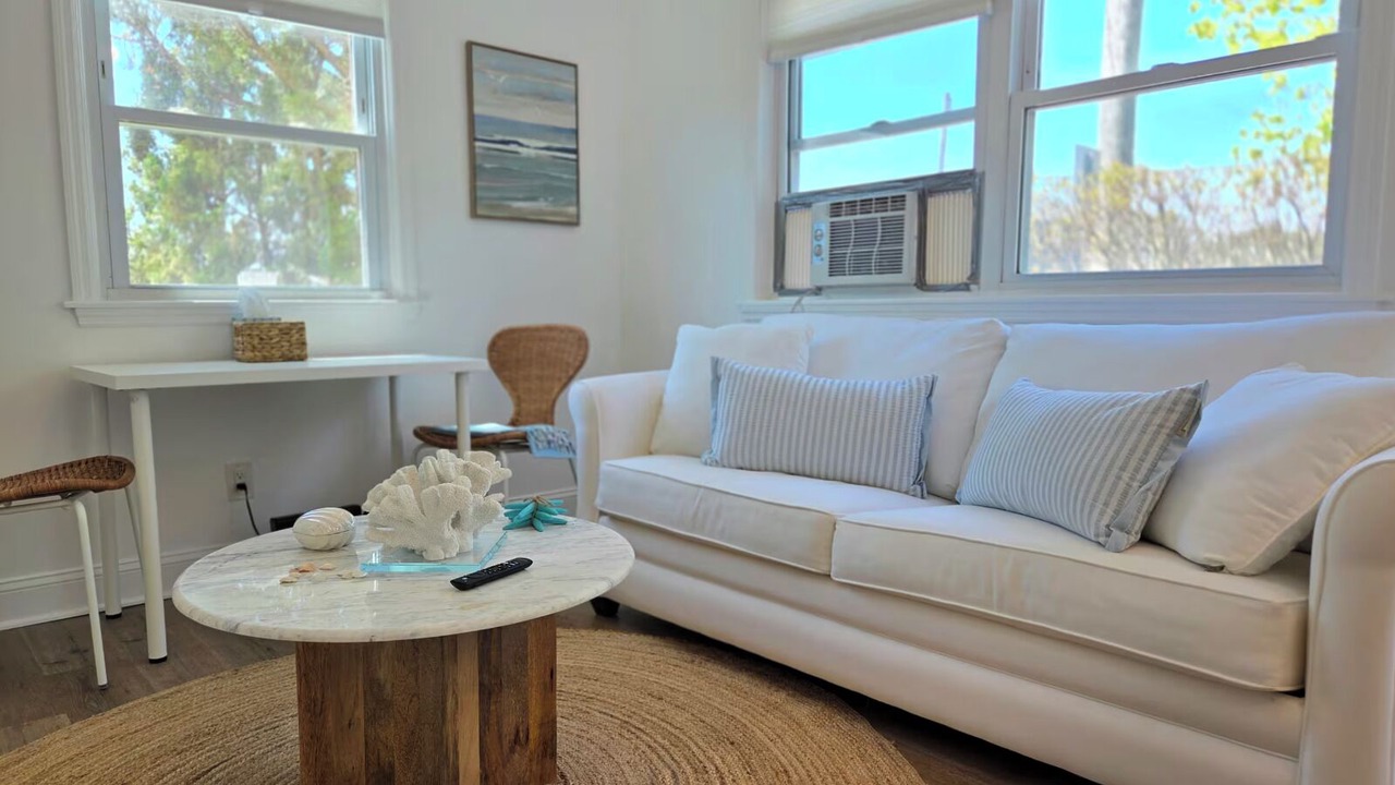 Photo of Livingroom in Southend