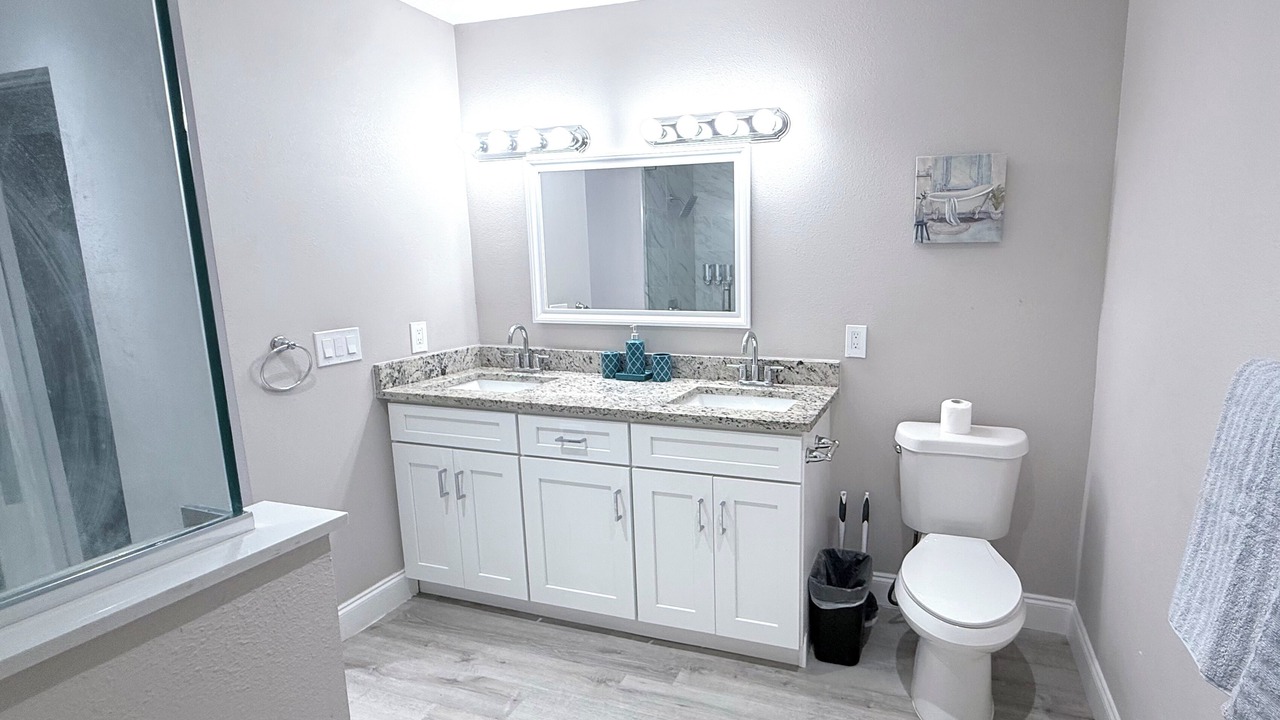 Photo of Bathroom in Sun Bay South