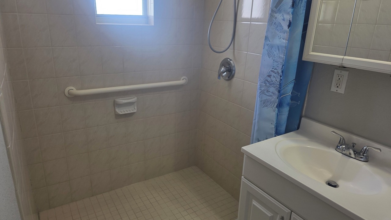 Photo of Bathroom in Holiday Gardens