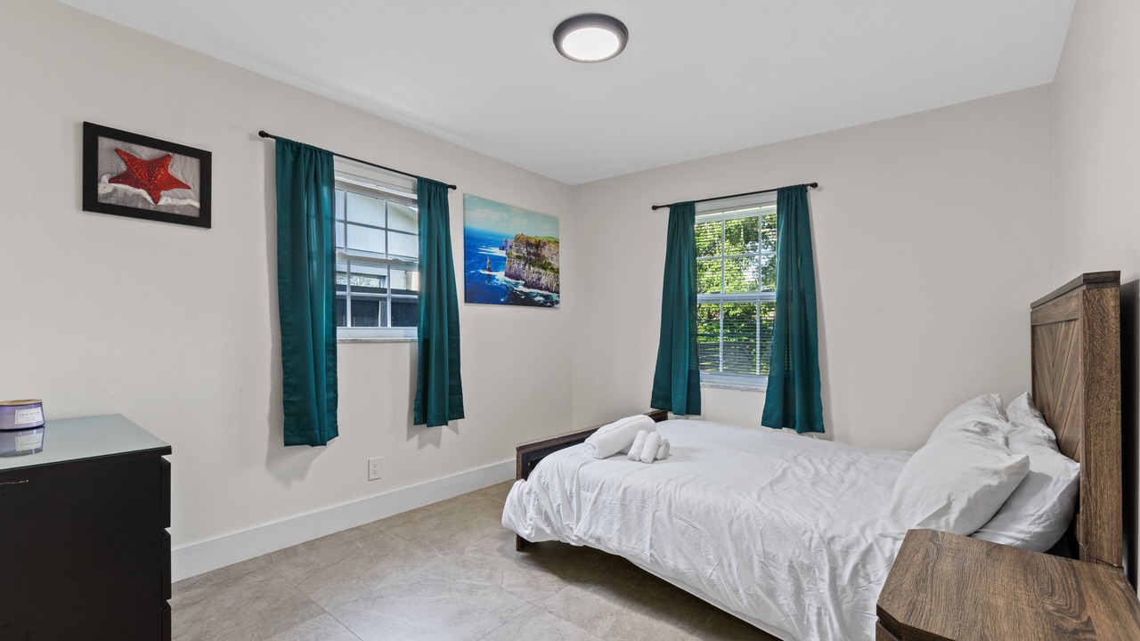 Photo of Bedroom in Port Tampa City