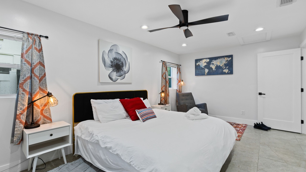 Photo of Bedroom in Port Tampa City
