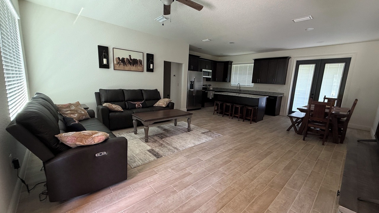 Photo of Livingroom in Fellowship